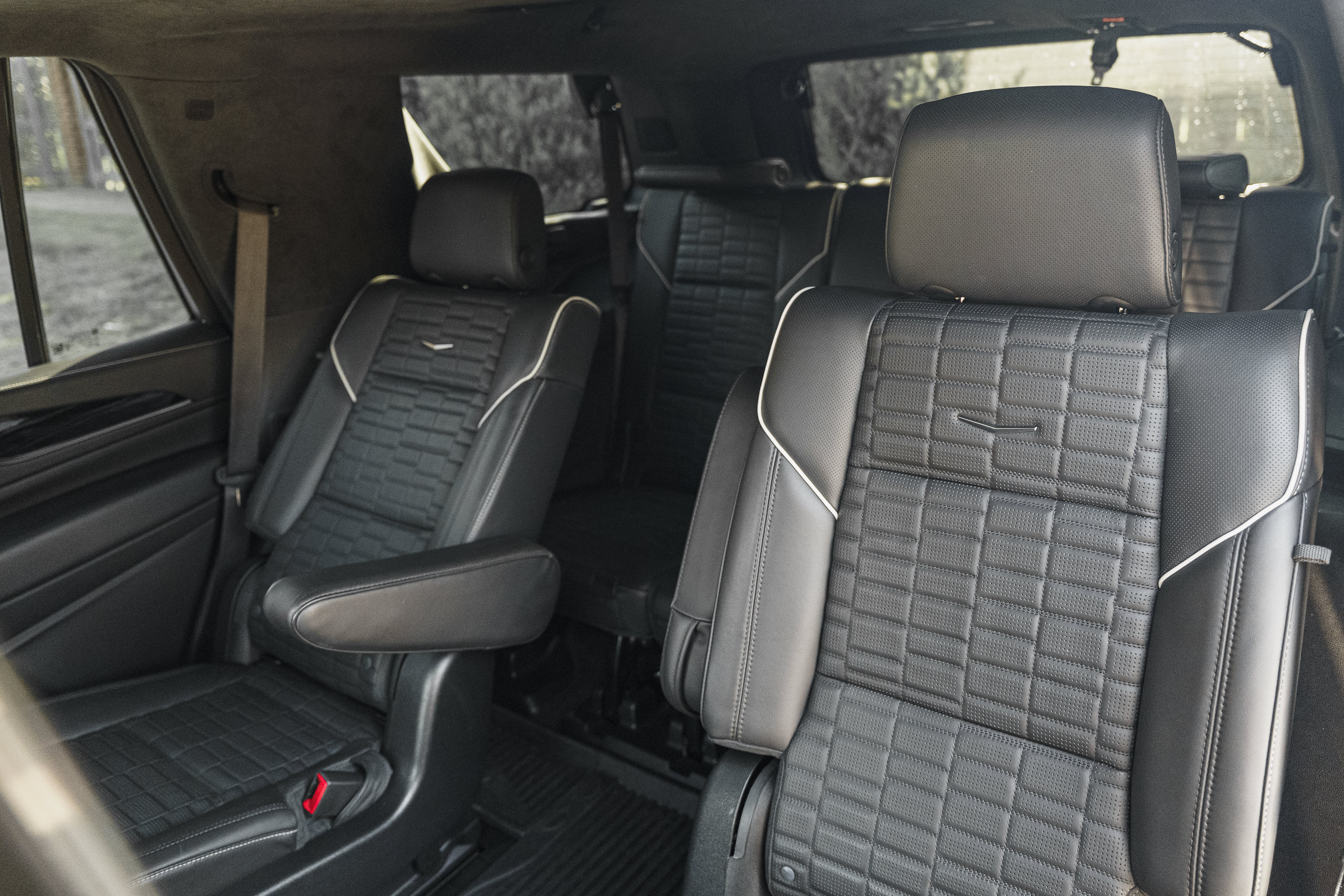 Used 2024 Cadillac Escalade V w/ LPO, Floor Liner Package AWD/4WD image 23