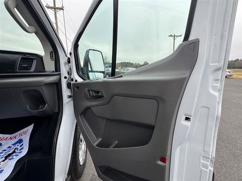 Used 2023 Ford Transit 350 XLT image 36