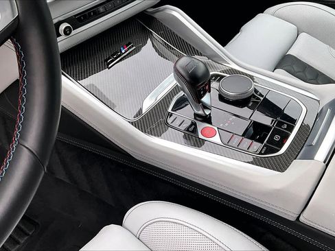 Used 2023 BMW X6 M image 17