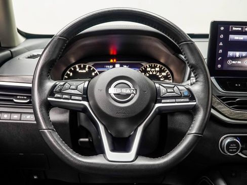 Used 2024 Nissan Altima 2.5 SL image 15