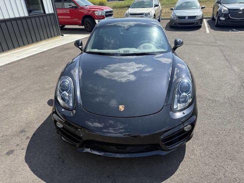 Used 2014 Porsche Cayman S image 2