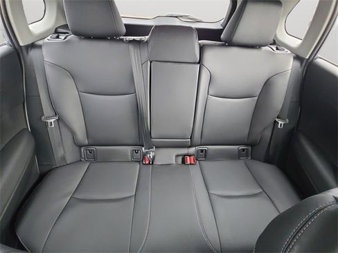 Used 2023 Toyota Corolla Cross XLE image 17