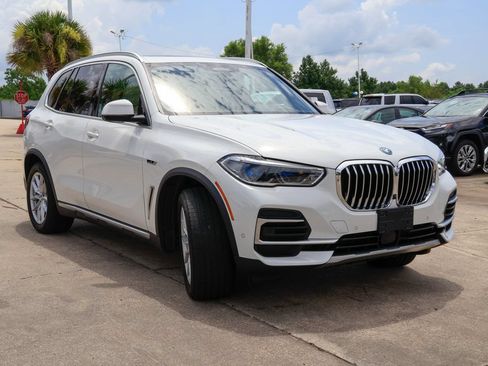 Used 2022 BMW X5 xDrive45e w/ Executive Package AWD/4WD image 27