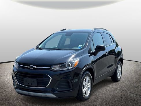 Used 2020 Chevrolet Trax LT w/ LT Convenience Package FWD image 5