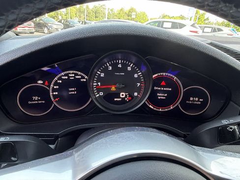 Used 2019 Porsche Cayenne AWD/4WD image 21