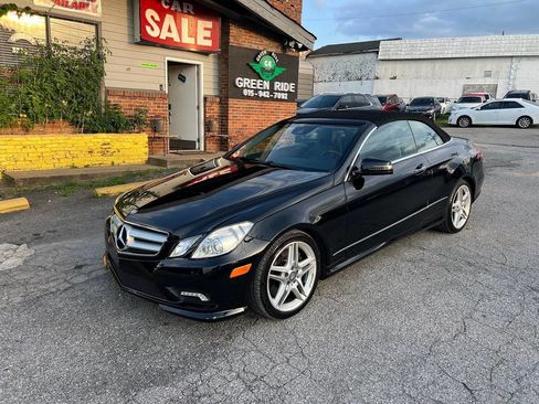 Used 2011 Mercedes-Benz E 550 Cabriolet image 1