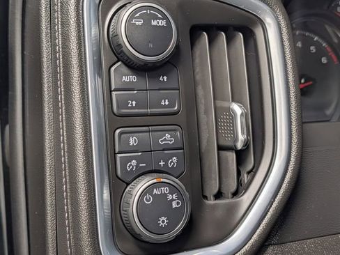 Used 2021 Chevrolet Silverado 1500 LT Trail Boss w/ Bed Protection Package AWD/4WD image 15