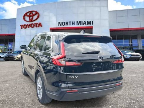 Used 2024 Honda CR-V EX image 3