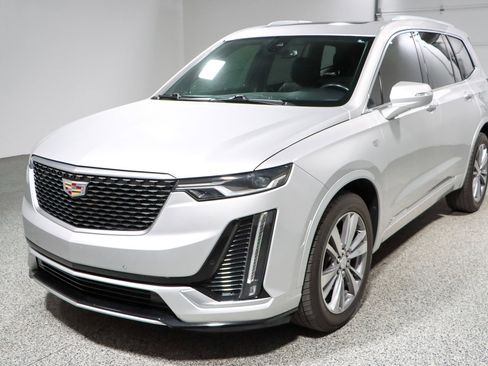 Used 2020 Cadillac XT6 Premium Luxury image 35