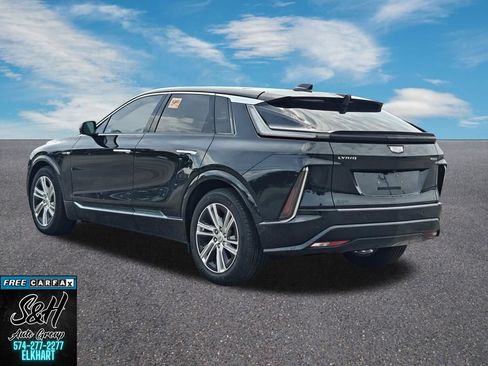 Used 2024 Cadillac Lyriq Tech RWD image 16