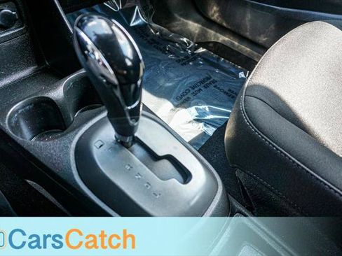 Used 2020 Chevrolet Spark LT FWD image 33