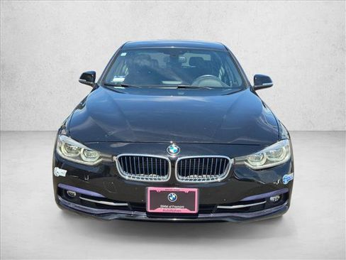 Used 2018 BMW 330e RWD image 2