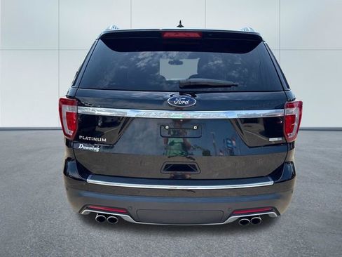 Used 2018 Ford Explorer Platinum AWD/4WD image 3