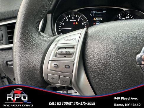 Used 2016 Nissan Rogue SL w/ SL Premium Package image 20