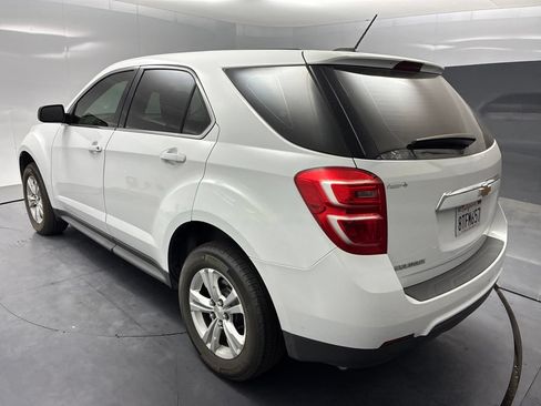 Used 2017 Chevrolet Equinox LS FWD image 7