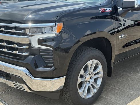 New 2026 Chevrolet Silverado 1500 LTZ w/ LTZ Premium Texas Edition image 2