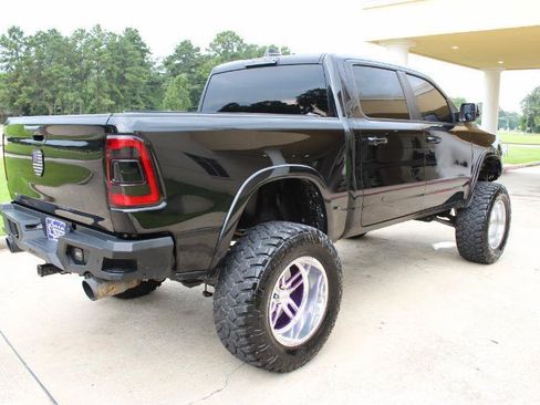 Used 2019 RAM 1500 Laramie w/ Sport Appearance Package AWD/4WD image 15