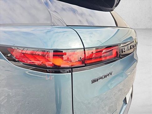 New 2025 Land Rover Range Rover Sport Dynamic SE AWD/4WD image 30