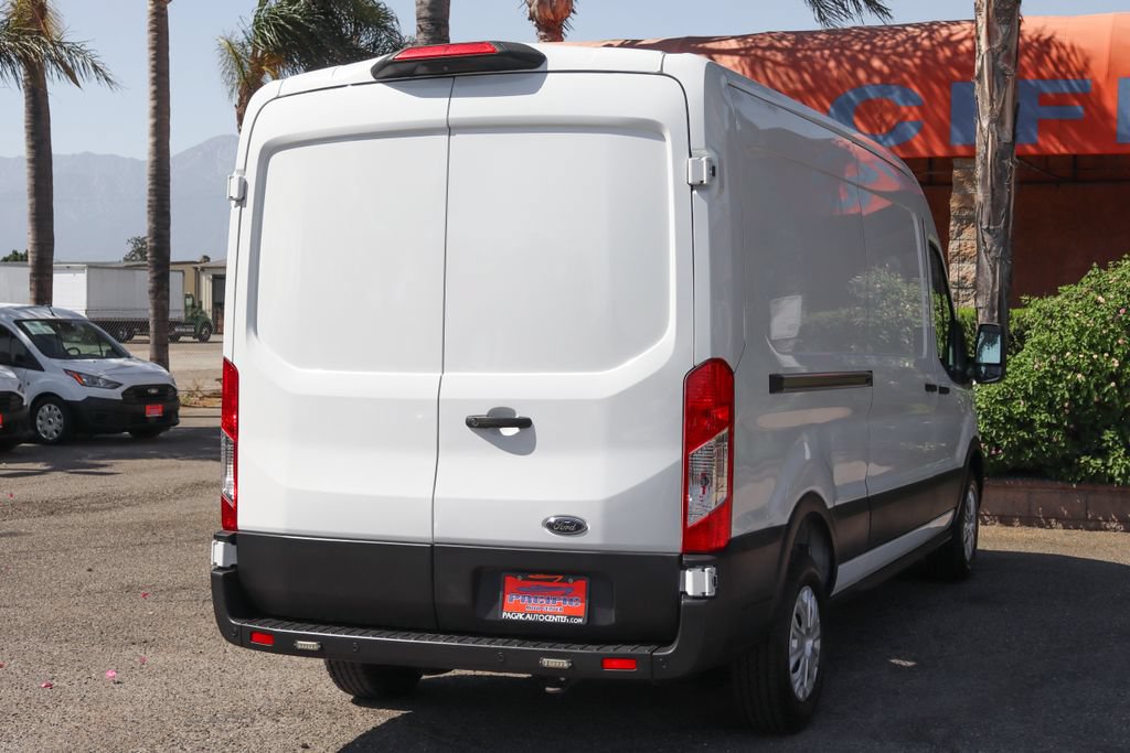 Used 2022 Ford E-Transit Medium Roof RWD image 11