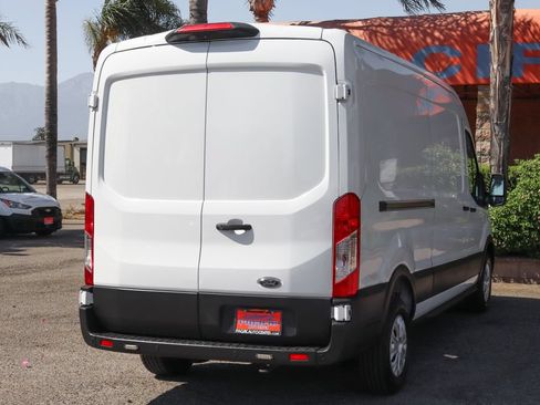 Used 2022 Ford E-Transit Medium Roof RWD image 11