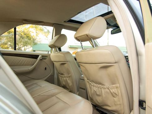 Used 1999 Mercedes-Benz C 280 Sedan image 28