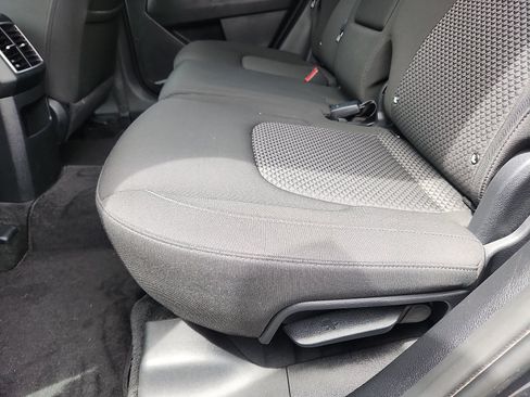 Used 2024 Kia Sportage LX AWD/4WD image 26