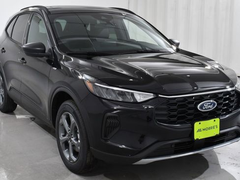 New 2025 Ford Escape ST-Line w/ Cold Weather Package image 9