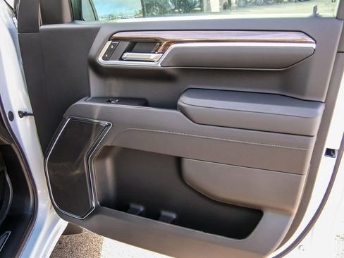 New 2026 Chevrolet Silverado 1500 LT w/ Safety Package AWD/4WD image 19