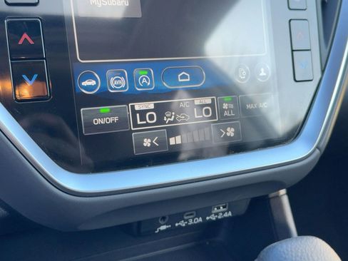 Used 2024 Subaru Crosstrek 2.0i Premium image 26