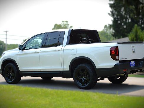 Used 2023 Honda Ridgeline Black Edition image 7