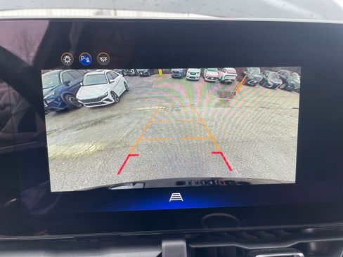 Used 2025 Chevrolet Equinox LT image 20