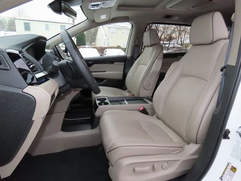 Certified 2023 Honda Odyssey Elite image 13