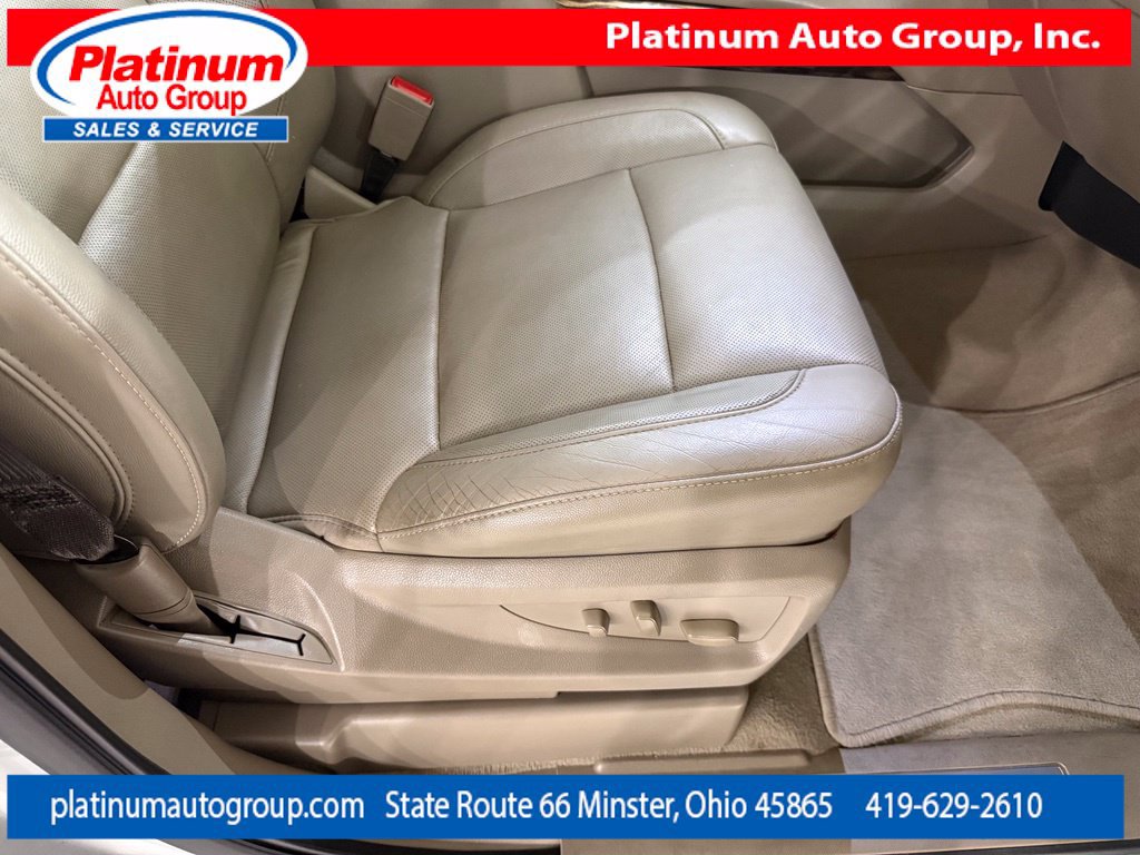 Used 2020 GMC Yukon XL SLT w/ Open Road Package AWD/4WD image 46