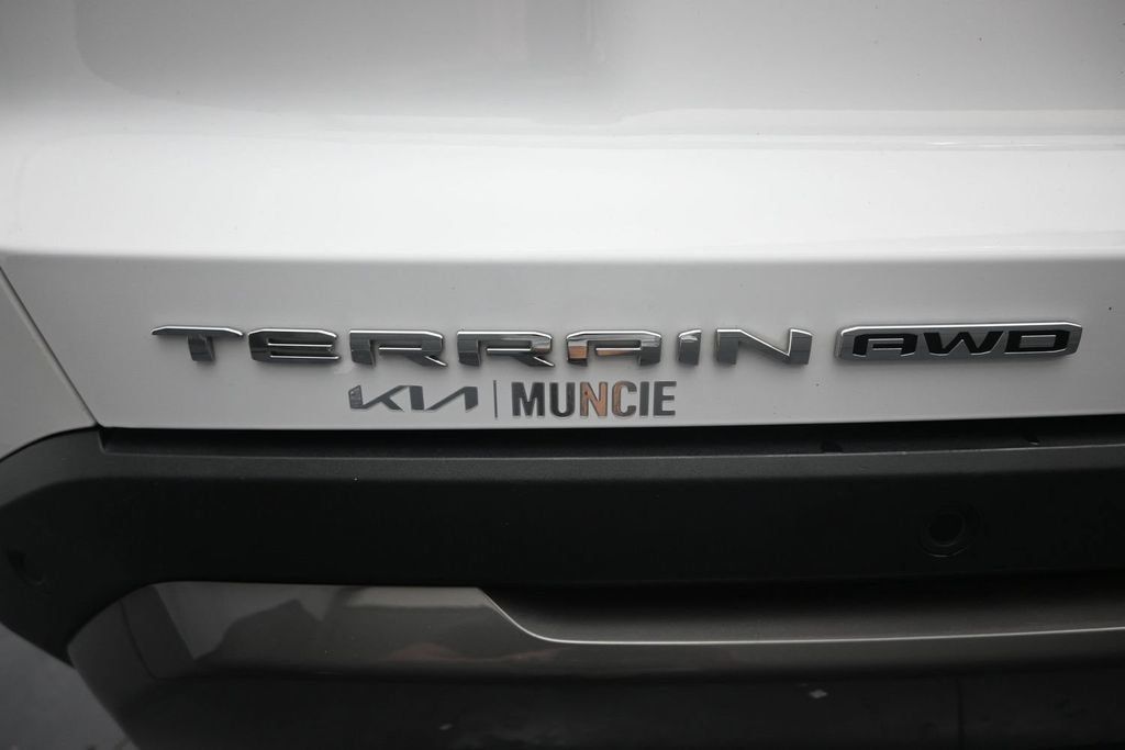 Used 2026 GMC Terrain Elevation AWD/4WD image 10
