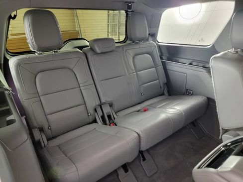 Used 2020 Lincoln Navigator Reserve w/ Equipment Group 208A Reserve AWD/4WD image 20