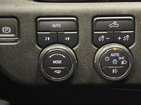 Used 2024 Chevrolet Silverado 1500 RST w/ Max Trailering Package AWD/4WD image 32