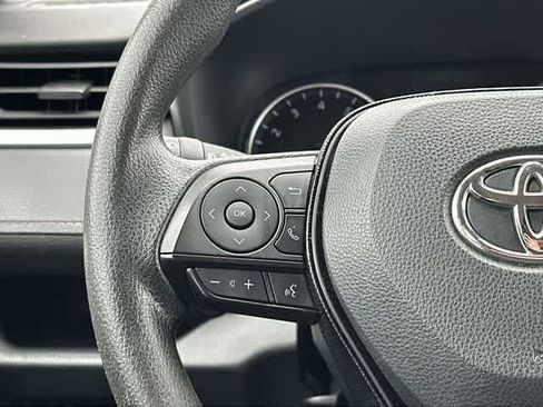 Used 2021 Toyota RAV4 XLE image 8