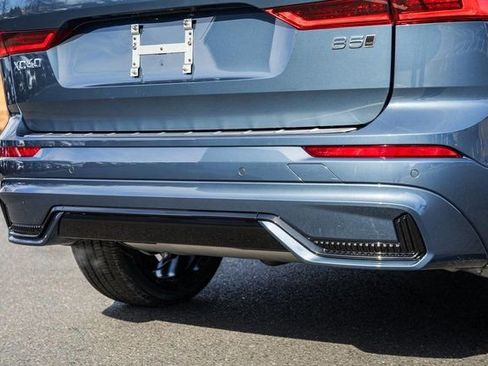 New 2026 Volvo XC60 B5 Ultra w/ Protection Package Premier image 9