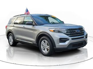 Used 2023 Ford Explorer XLT RWD video 2