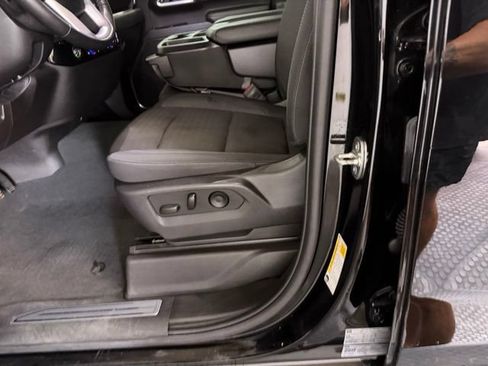 Used 2024 GMC Sierra 1500 Elevation AWD/4WD image 17