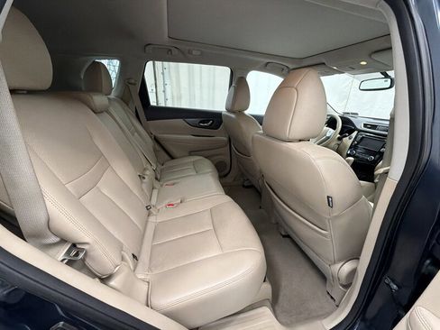 Used 2015 Nissan Rogue SL w/ SL Premium Package image 13