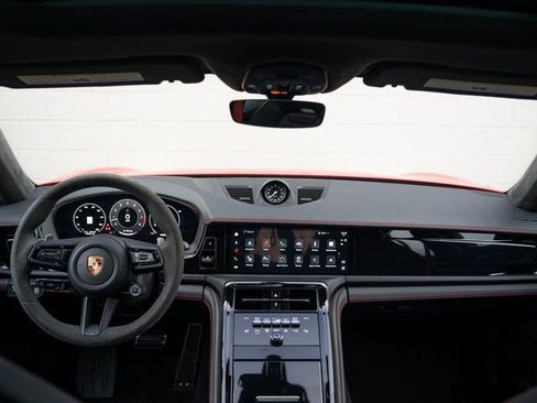 Certified 2025 Porsche Panamera GTS AWD/4WD image 21