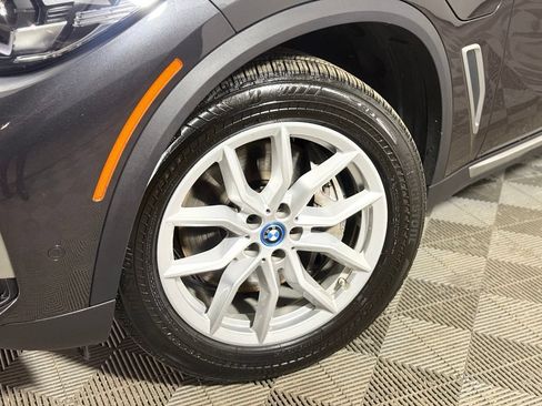 Used 2022 BMW X5 xDrive45e AWD/4WD image 2