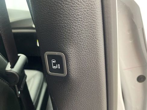 New 2026 Chrysler Pacifica Select image 38