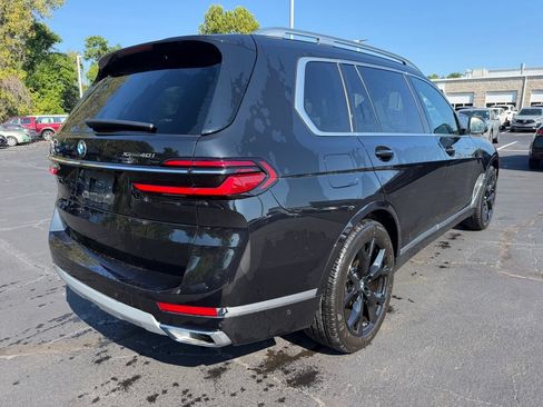 Used 2025 BMW X7 xDrive40i w/ Premium Package AWD/4WD image 7