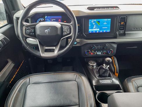 Used 2022 Ford Bronco Badlands image 18