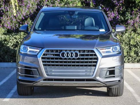 Used 2019 Audi Q7 3.0T Premium w/ Convenience Package image 2