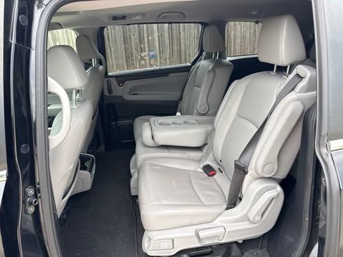 Used 2019 Honda Odyssey EX-L image 17