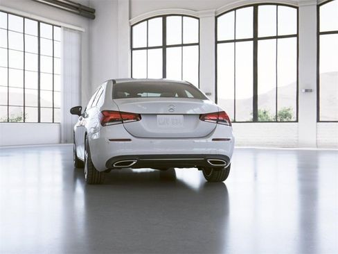 Used 2022 Mercedes-Benz A 220 4MATIC image 27