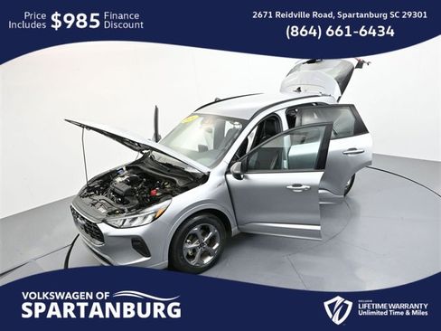 Used 2024 Ford Escape ST-Line image 35